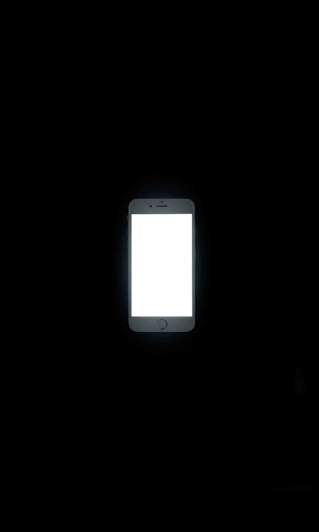 Maria Mavropoulou — Portrait of iPhone 6s
